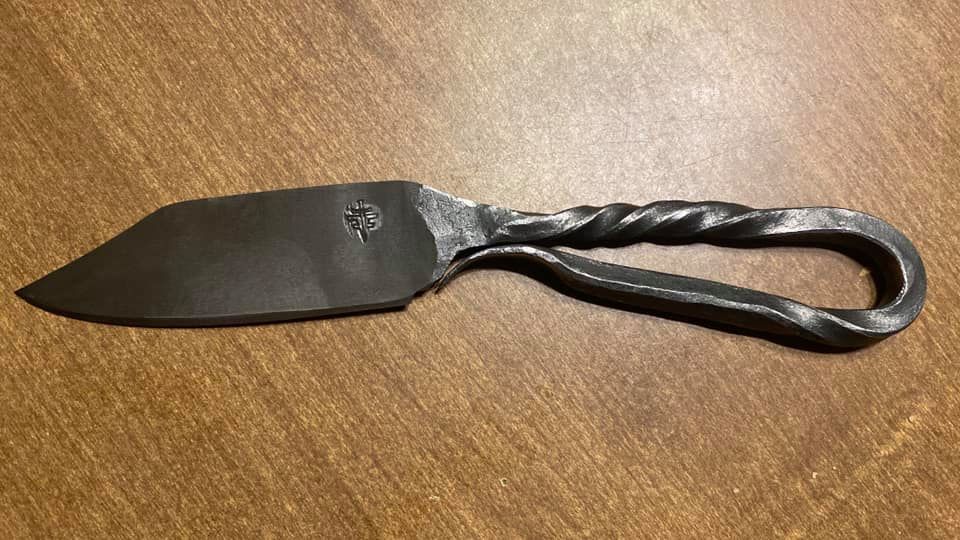 blacksmith knife with twisted handle